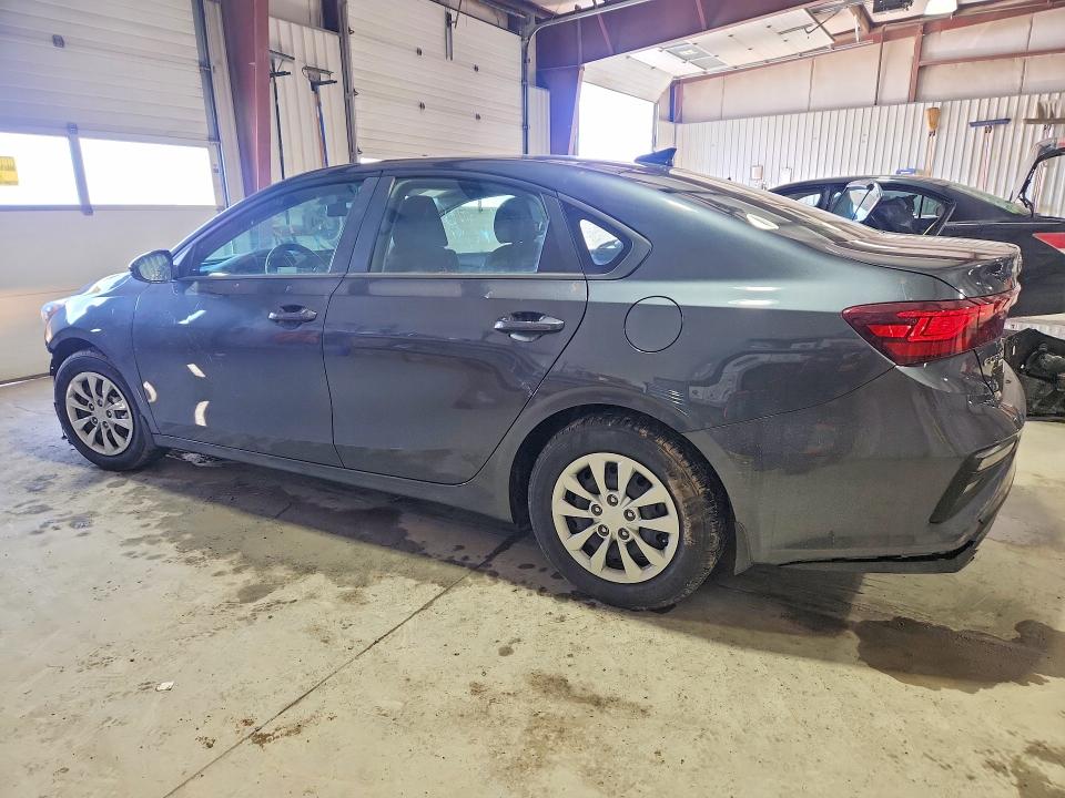 Photo 2 from auction – 2019 KIA FORTE with VIN 3KPF24AD8KE057490