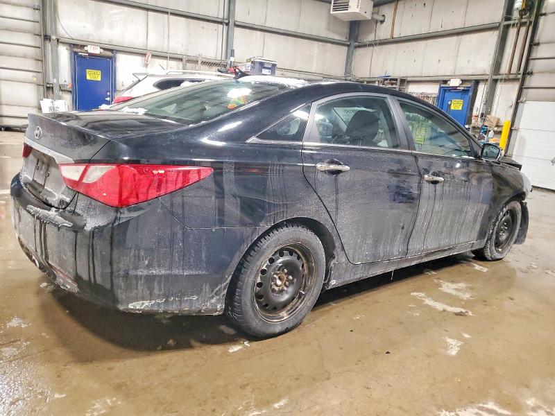 Photo 3 from auction – 2011 HYUNDAI SONATA with VIN 5NPEC4AC6BH151878