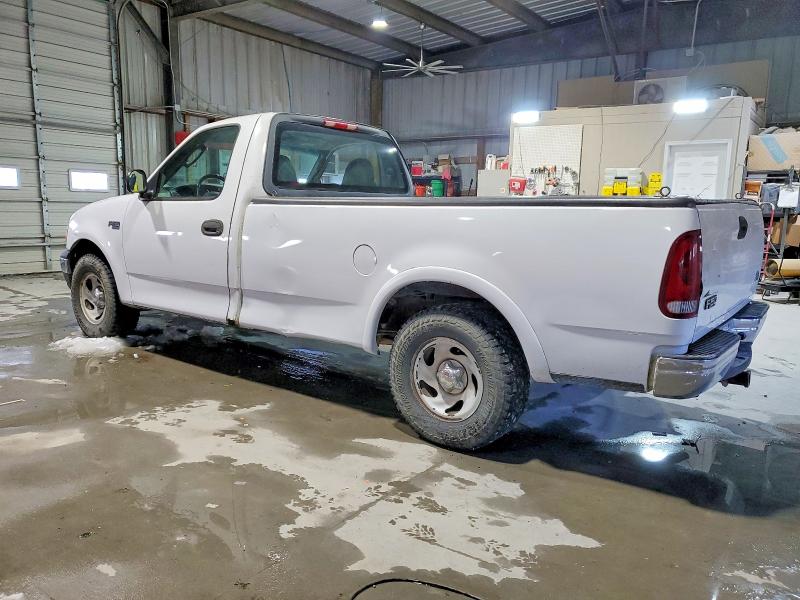 Photo 2 from auction – 2003 FORD F150 with VIN 2FTRF17WX3CA06102