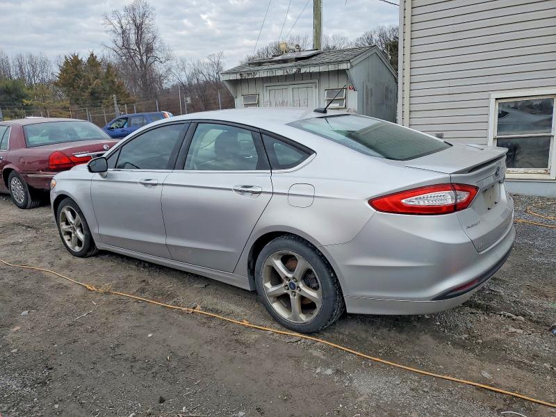 Photo 2 from auction – 2015 FORD FUSION SE with VIN 3FA6P0HD7FR217914