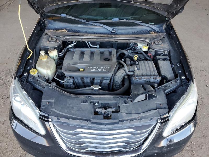 Photo 11 from auction – 2012 CHRYSLER 200 LX with VIN 1C3CCBAB0CN282006