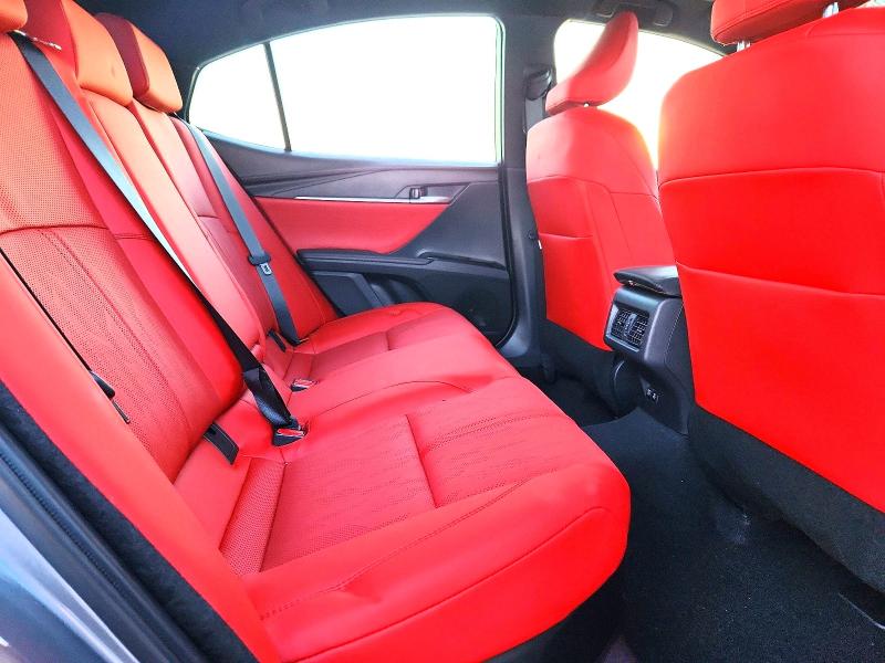 Photo 10 from auction – 2026 TOYOTA CAMRY with VIN 4T1DAACK8TU651547