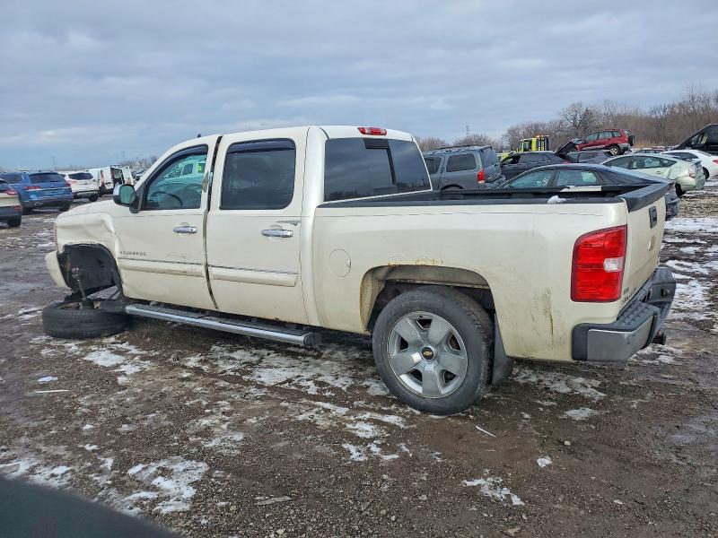 Photo 2 from auction – 2011 CHEVROLET SILVERADO with VIN 3GCPKTE31BG163834