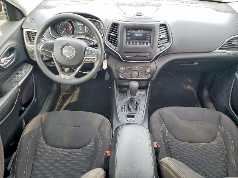 Photo 8 from auction – 2019 JEEP CHEROKEE L with VIN 1C4PJLCB6KD427916