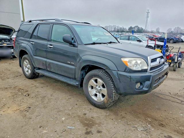 Photo 4 from auction – 2006 TOYOTA 4RUNNER SR with VIN JTEBU14R368070528