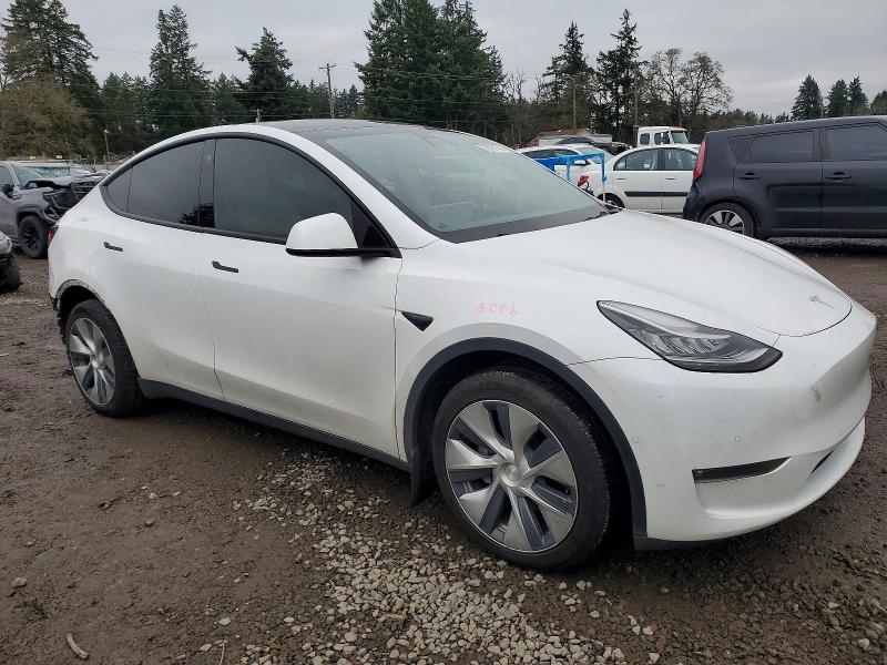 Photo 4 from auction – 2022 TESLA MODEL Y with VIN 7SAYGDEE5NF372231