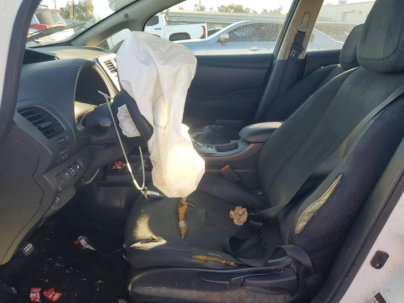 Photo 7 from auction – 2016 NISSAN LEAF with VIN 1N4BZ0CP0GC312941