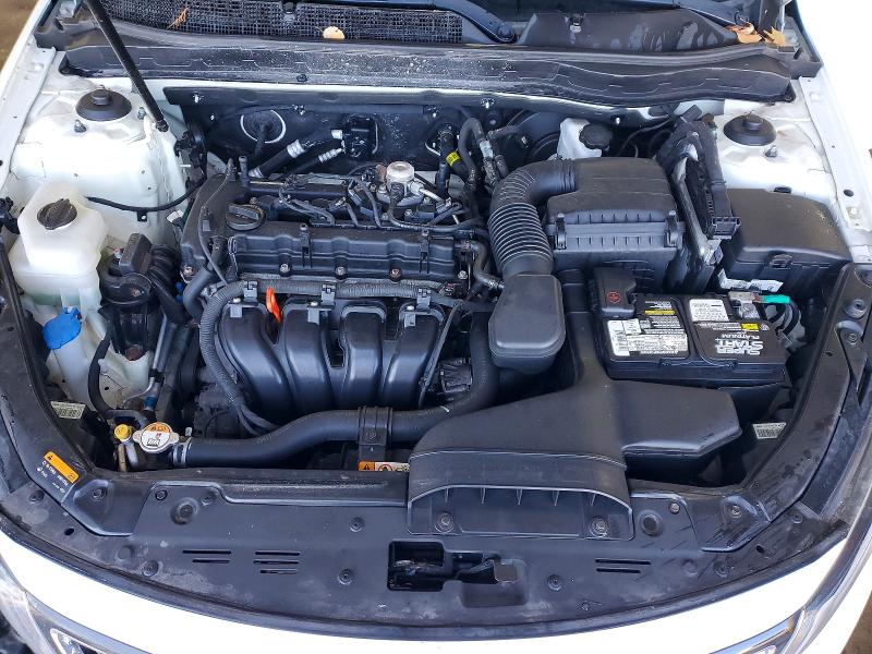 Photo 11 from auction – 2015 KIA OPTIMA with VIN KNAGM4A76F5579221