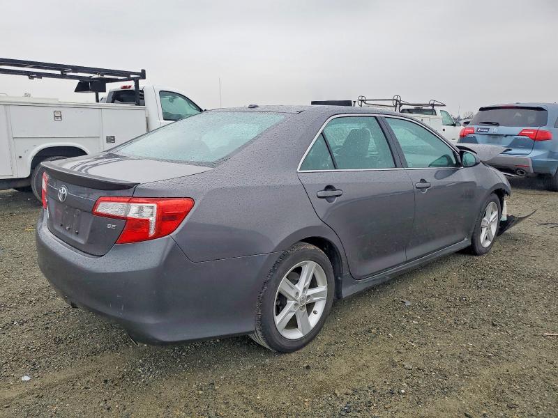 Photo 3 from auction – 2014 TOYOTA CAMRY with VIN 4T1BF1FK2EU330028
