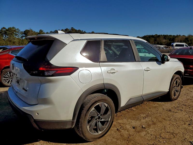 Photo 3 from auction – 2024 NISSAN ROGUE SV with VIN 5N1BT3BB7RC685458
