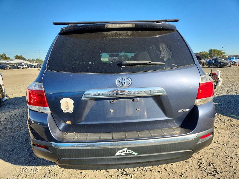 Photo 6 from auction – 2012 TOYOTA HIGHLANDER with VIN 5TDBK3EH0CS147519