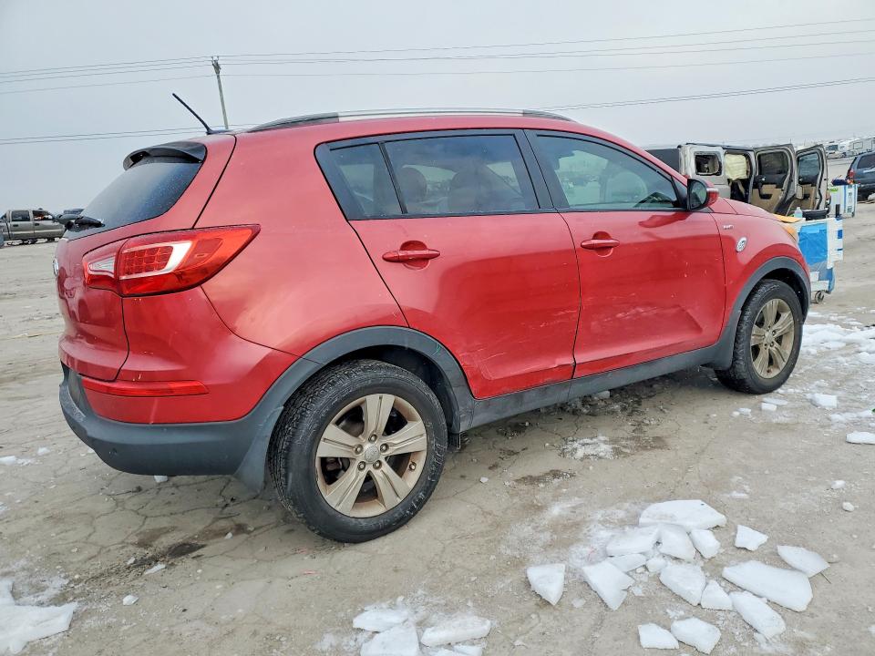 Photo 3 from auction – 2012 KIA SPORTAGE L with VIN KNDPBCA24C7230789