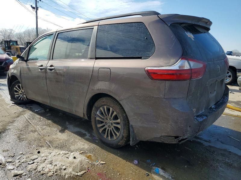 Photo 2 from auction – 2018 TOYOTA SIENNA with VIN 5TDYZ3DC9JS929942