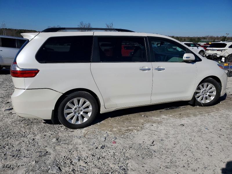 Photo 3 from auction – 2015 TOYOTA SIENNA XLE with VIN 5TDYK3DC9FS600881