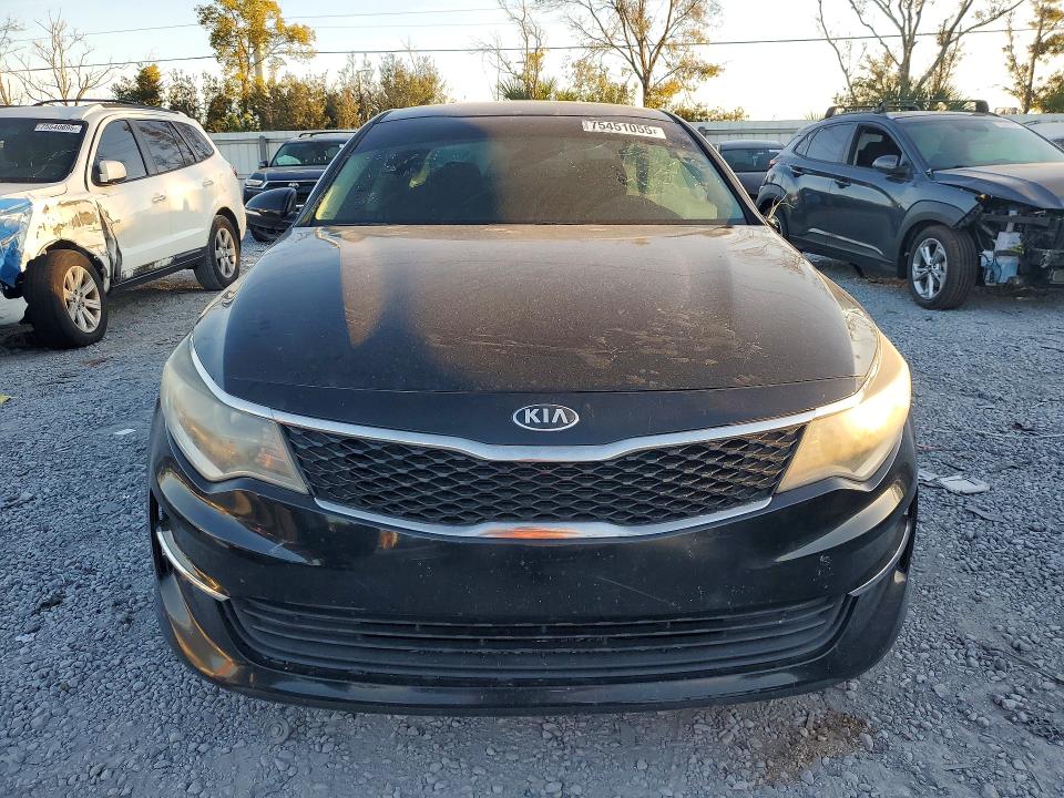 Photo 5 from auction – 2018 KIA OPTIMA LX with VIN 5XXGT4L36JG228071