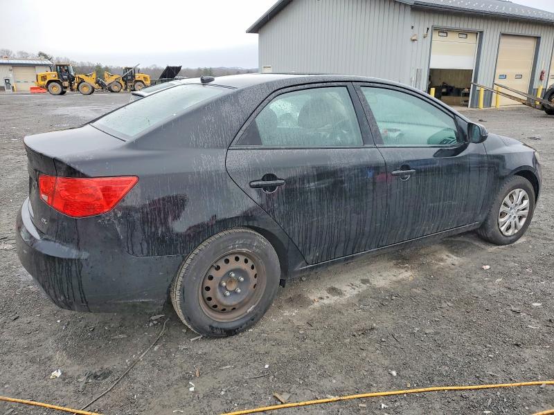 Photo 3 from auction – 2013 KIA FORTE EX with VIN KNAFU4A26D5668395
