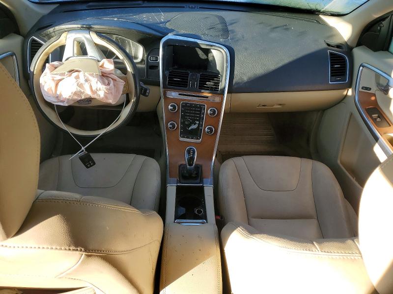 Photo 8 from auction – 2016 VOLVO XC60 with VIN YV4902RM4G2811952