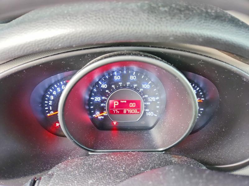 Photo 9 from auction – 2015 KIA SOUL with VIN KNDJN2A2XF7235877