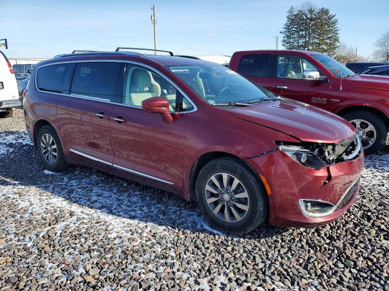 Photo 4 from auction – 2020 CHRYSLER PACIFICA T with VIN 2C4RC1EG7LR104893