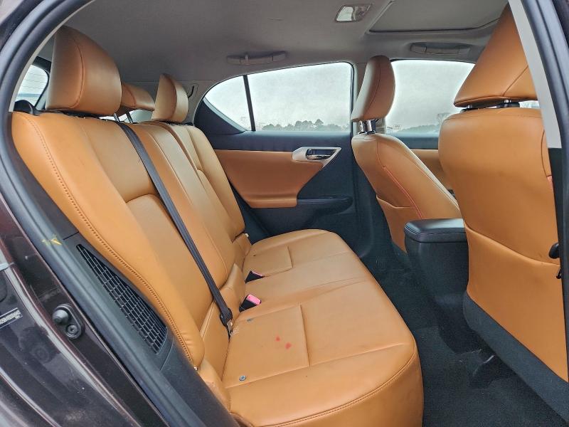 Photo 10 from auction – 2011 LEXUS CT 200 with VIN JTHKD5BH1B2006943