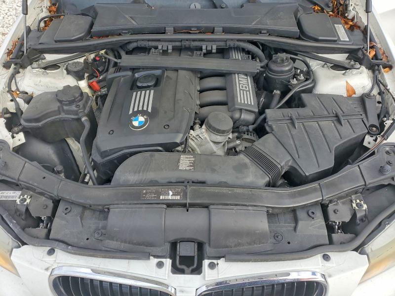 Photo 11 from auction – 2011 BMW 328 I with VIN WBAPH7C51BE851475