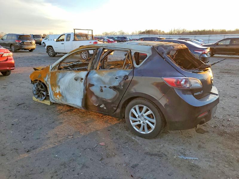 Photo 2 from auction – 2012 MAZDA 3 I with VIN JM1BL1L89C1581598