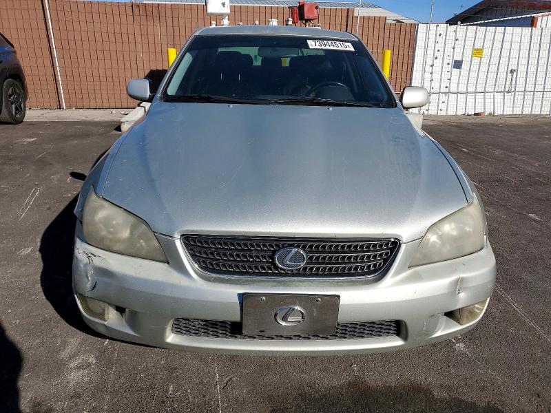 Photo 5 from auction – 2005 LEXUS IS 300 with VIN JTHBD192250098753