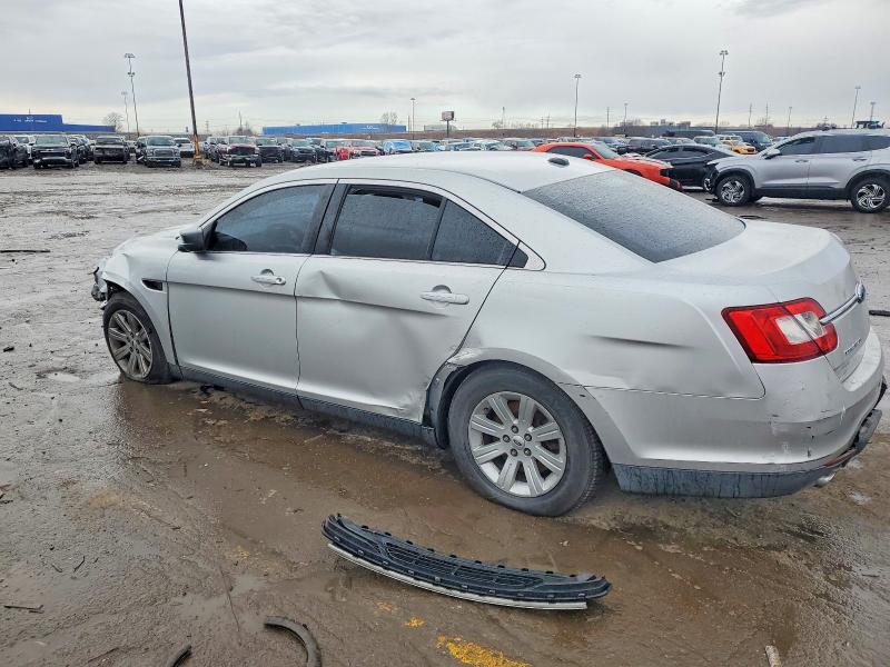 Photo 2 from auction – 2010 FORD TAURUS SE with VIN 1FAHP2DW8AG111791