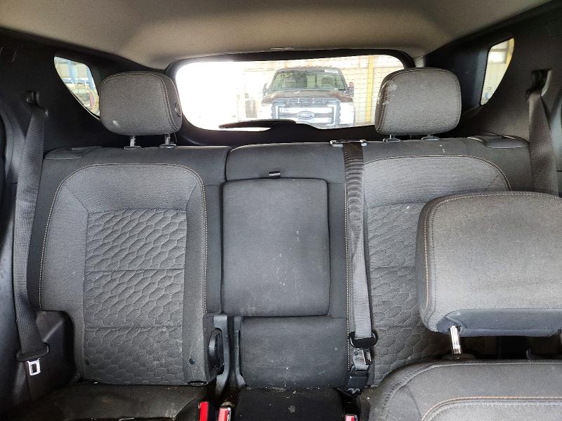 Photo 10 from auction – 2018 CHEVROLET EQUINOX with VIN 2GNAXJEV1J6165937