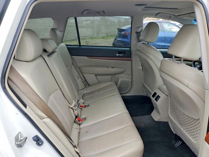Photo 11 from auction – 2013 SUBARU OUTBACK 3. with VIN 4S4BRDLC1D2320090