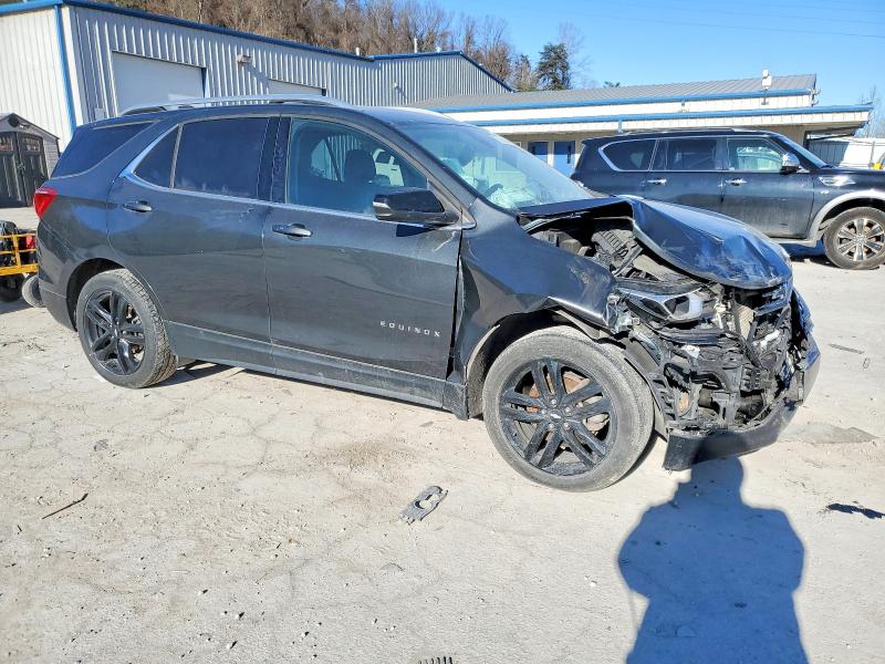Photo 4 from auction – 2020 CHEVROLET EQUINOX LT with VIN 2GNAXVEX2L6270577