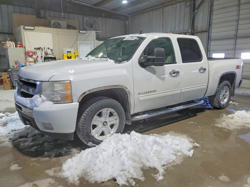 CHEVROLET SILVERADO 2011 مع رقم تعريف المركبة 3GCPKSE32BG285418 - صورة من المزاد