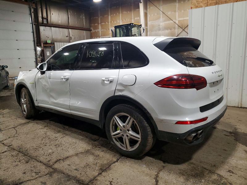 Photo 2 from auction – 2016 PORSCHE CAYENNE with VIN WP1AE2A22GLA58345