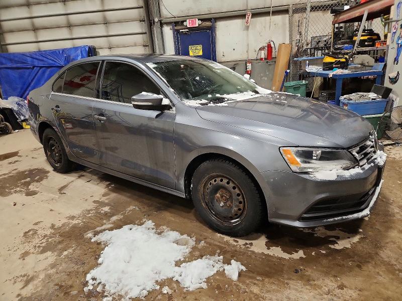 Photo 4 from auction – 2015 VOLKSWAGEN JETTA BASE with VIN 3VW2K7AJ5FM339049