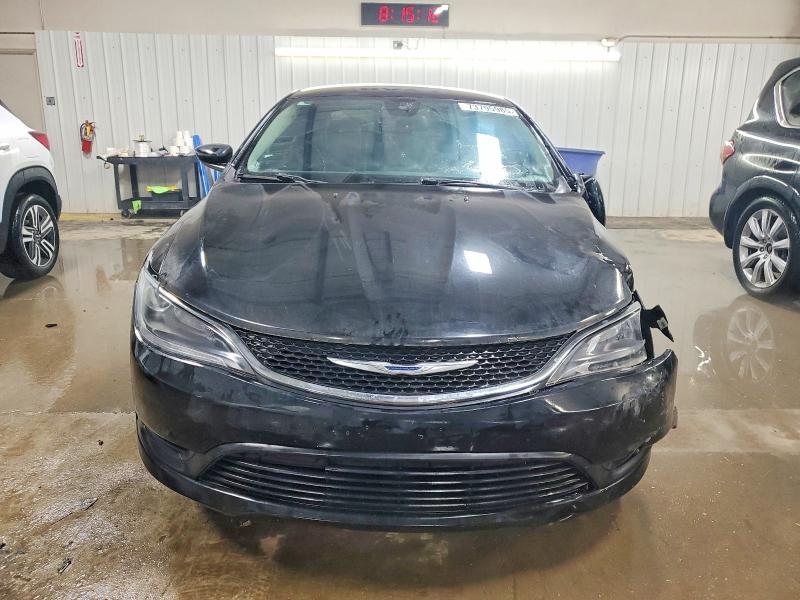 Photo 5 from auction – 2016 CHRYSLER 200 with VIN 1C3CCCFB8GN194390