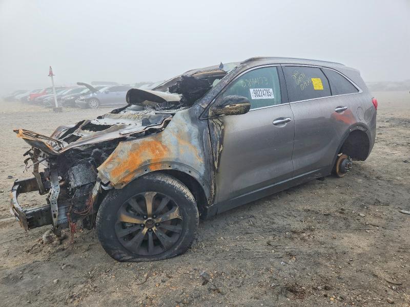 KIA SORENTO 2017 with VIN 5XYPH4A54HG284473 - Photo from auction