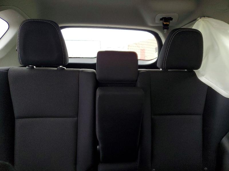 Photo 10 from auction – 2017 TOYOTA RAV4 XLE with VIN 2T3WFREV0HW313073