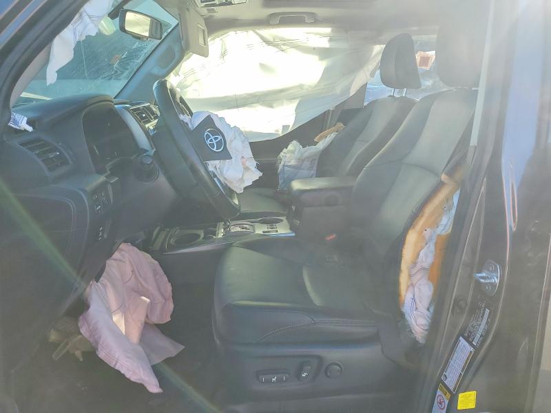 Photo 7 from auction – 2018 TOYOTA 4RUNNER SR with VIN JTEZU5JR9J5183565
