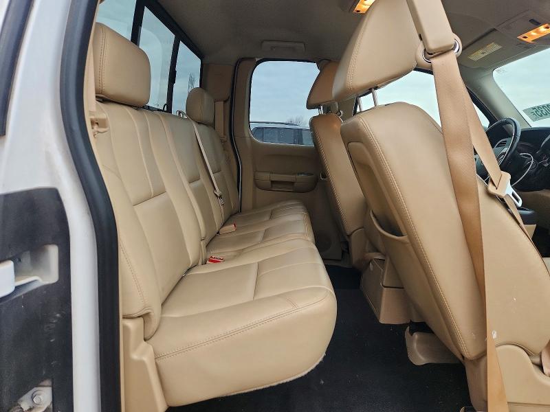 Photo 10 from auction – 2008 CHEVROLET SILVERADO with VIN 2GCEK19Y281114080