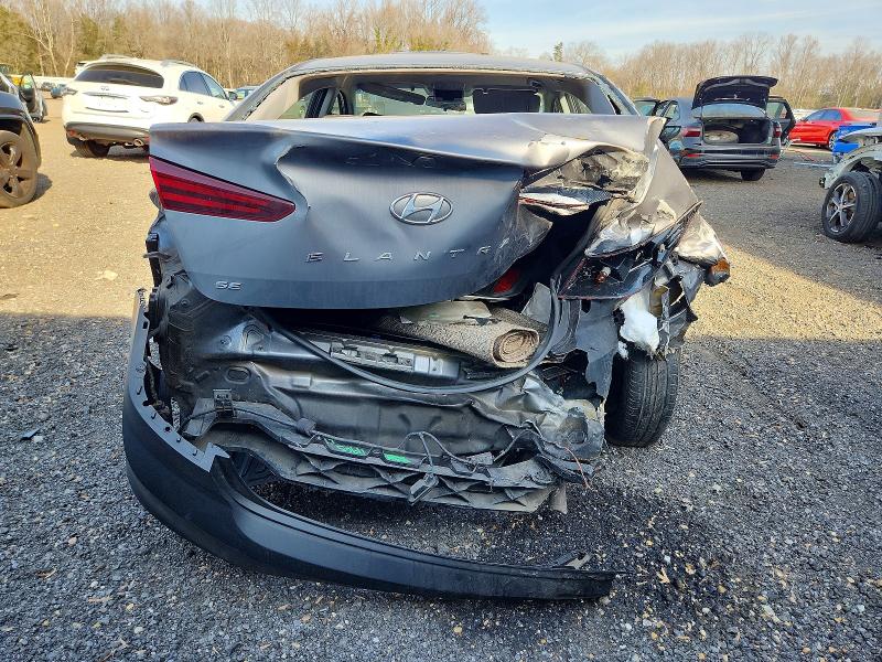 Photo 6 from auction – 2019 HYUNDAI ELANTRA SE with VIN 5NPD74LF3KH467861