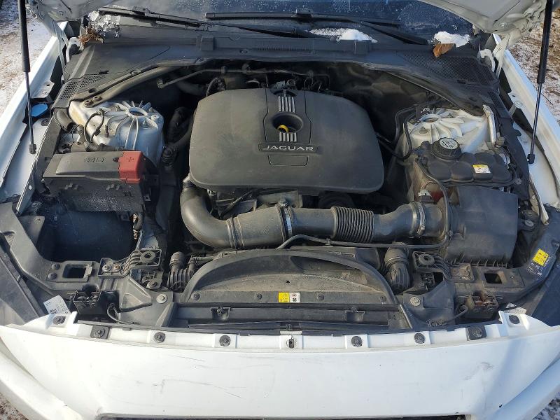 Photo 11 from auction – 2017 JAGUAR XE with VIN SAJAR4BG0HA978730
