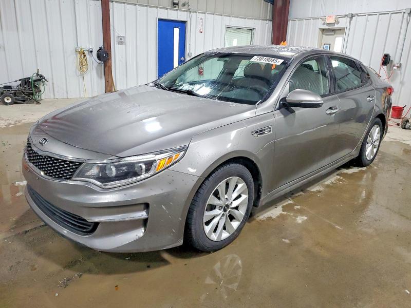 KIA OPTIMA EX 2016 with VIN 5XXGU4L39GG091486 - Photo from auction