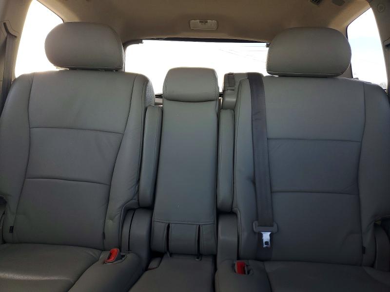 Photo 10 from auction – 2010 TOYOTA HIGHLANDER with VIN 5TDBK3EH5AS027907