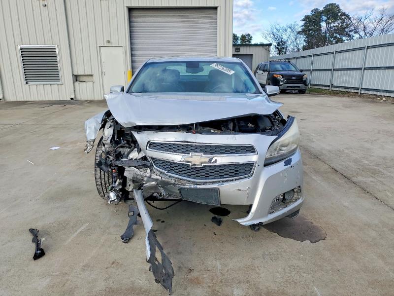Photo 5 from auction – 2013 CHEVROLET MALIBU 2LT with VIN 1G11E5SA8DF270517