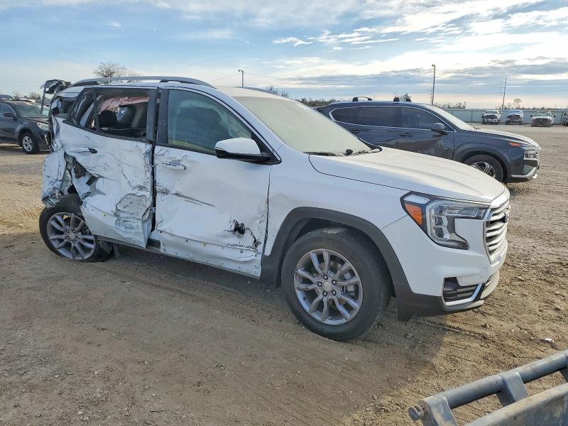 Photo 4 from auction – 2024 GMC TERRAIN with VIN 3GKALVEG0RL305761