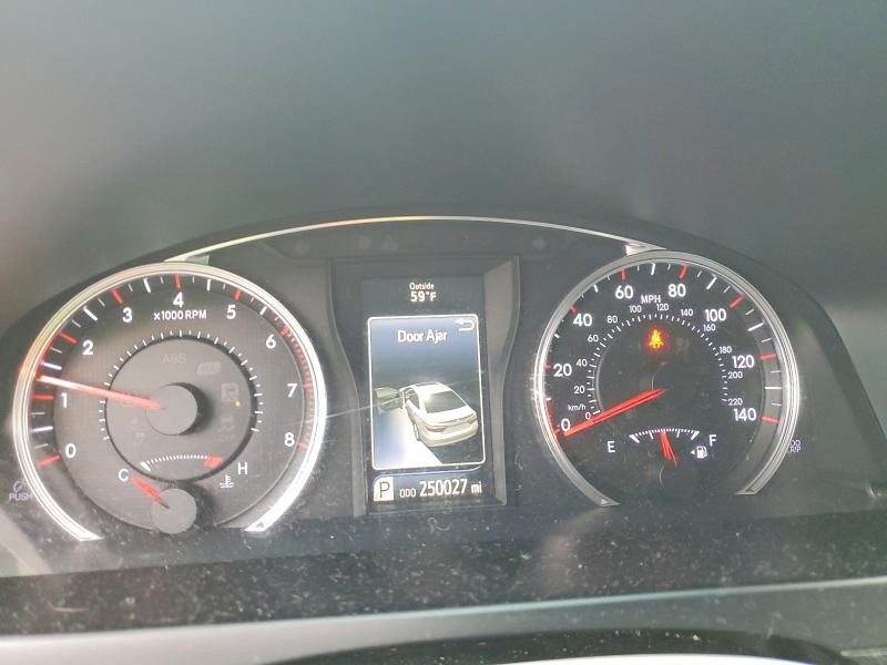 Photo 9 from auction – 2016 TOYOTA CAMRY LE with VIN 4T1BF1FK9GU210018