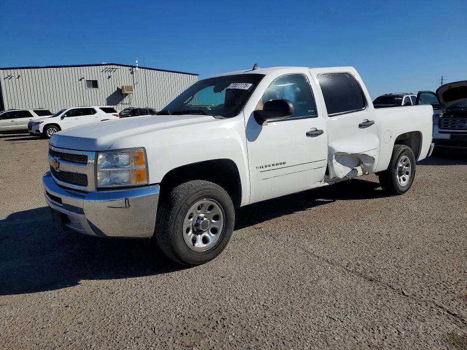 CHEVROLET SILVERADO 2013 with VIN 3GCPCREAXDG329429 - Photo from auction