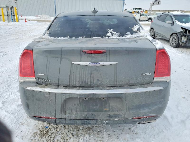 Photo 6 from auction – 2019 CHRYSLER 300 LIMITE with VIN 2C3CCAKG1KH528945