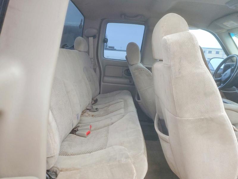 Photo 10 from auction – 2002 CHEVROLET SILVERADO with VIN 1GCEK19T22E290850