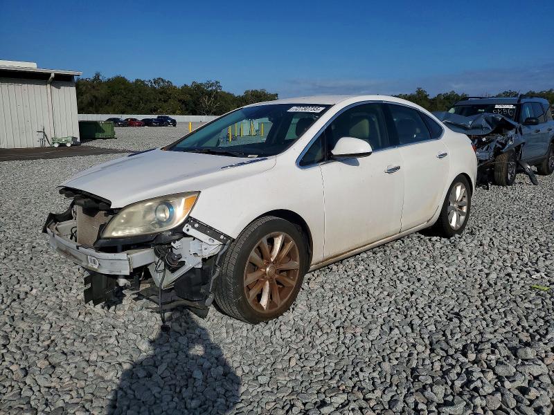 BUICK VERANO 2014 مع رقم تعريف المركبة 1G4PS5SK2E4118910 - صورة من المزاد